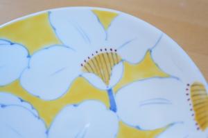 Wavy soup plate - Yellow Camellia
