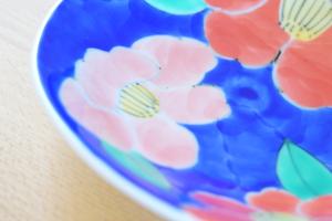 Wavy soup plate - Red Camellia
