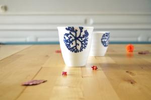 Porcelain cup (L)