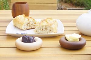 Butter plate (walnut)