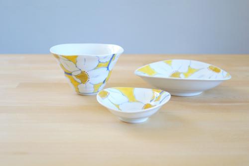 Porcelain small dish - Yellow Camellia