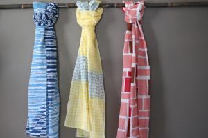 Scarf (Red × White)