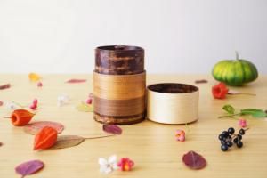 Tea canister in four types of wood (mable)