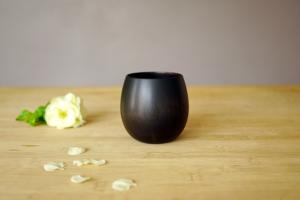 Sakura tea cup (black)