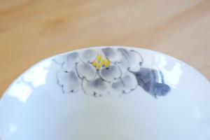 Porcelain bowl- White Peony