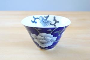 Porcelain bowl - Blue and white