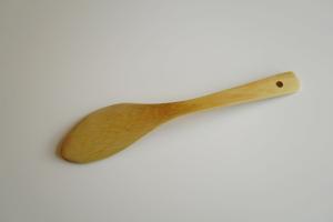 Bamboo spatula (right-handed)