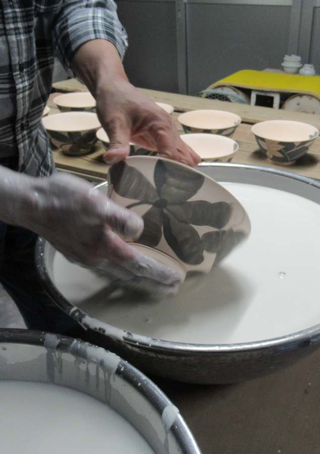 Craftsmen of Porcelain Taizan