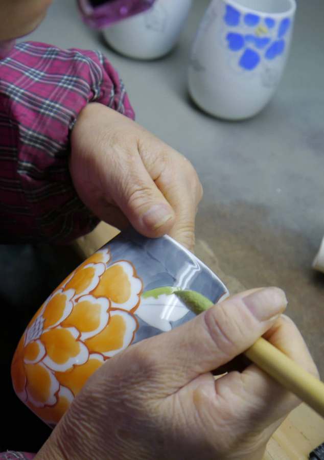 Craftsmen of Porcelain Taizan